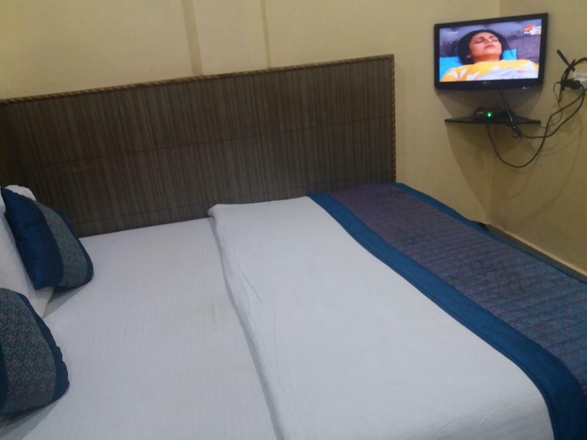 ניו דלהי Hotel Roma Villa מראה חיצוני תמונה